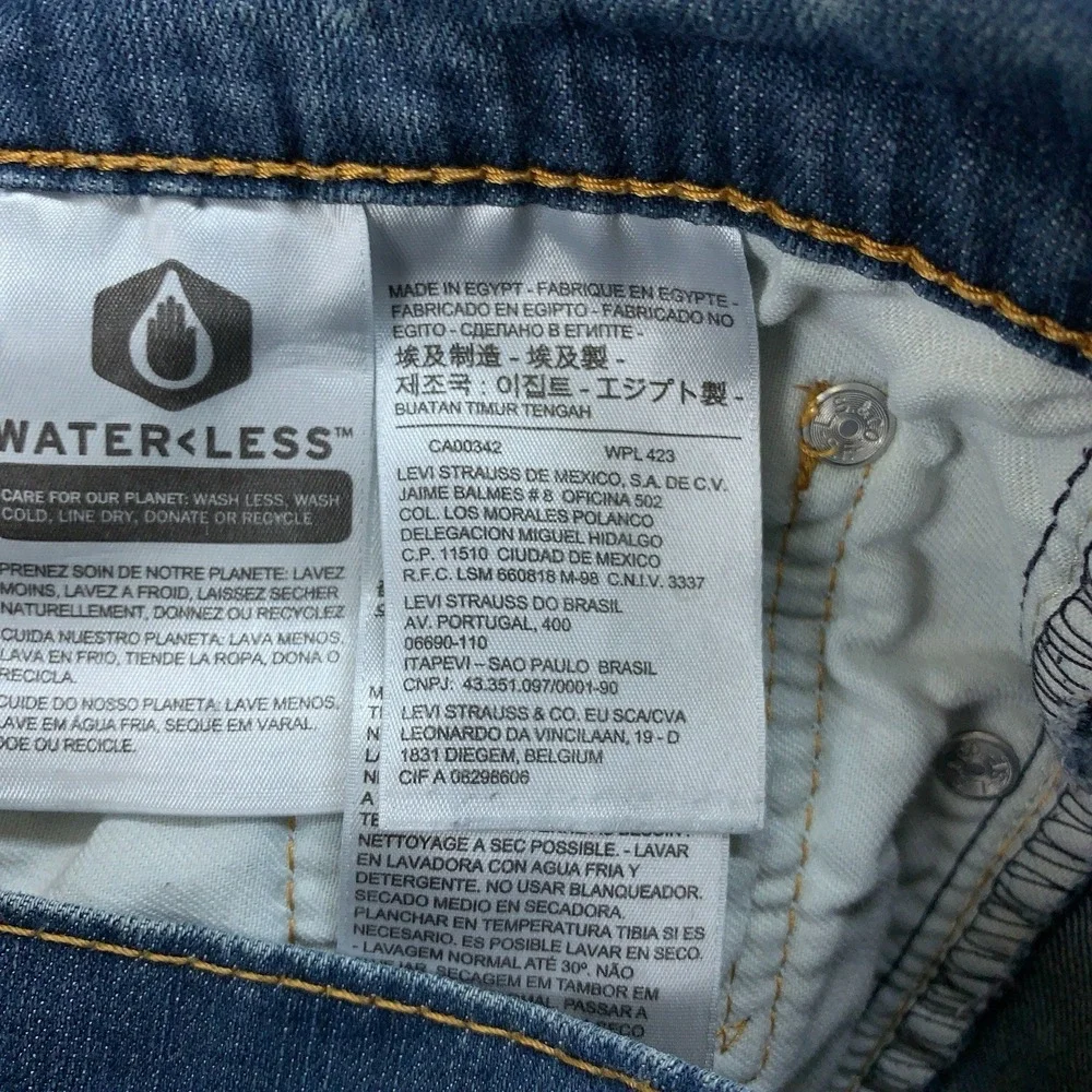 Levi's 502 Jeans Tapered Fit Mens 32x30 (Fits 28x28) Medium Blue Denim Stretch